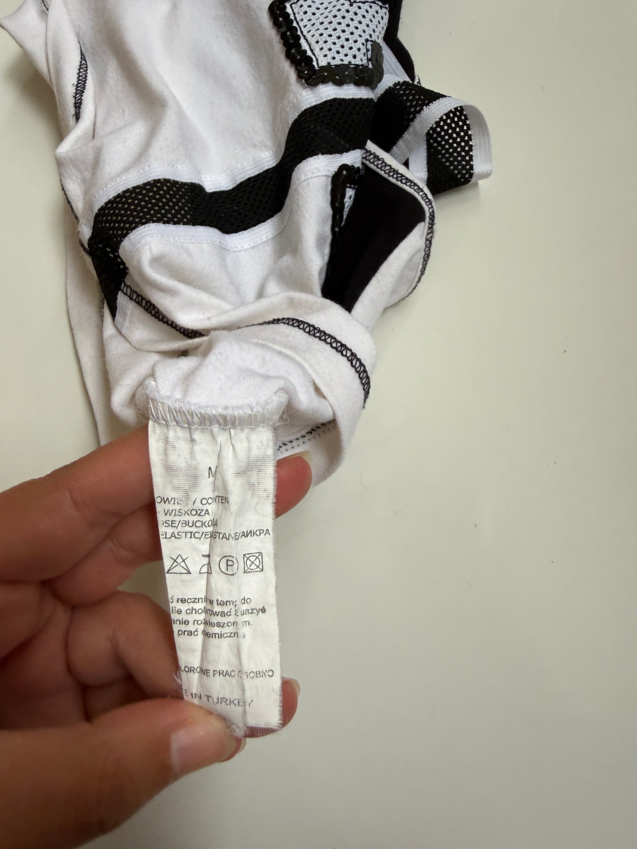 00's Sporty sequin mesh detail tank • Size XS