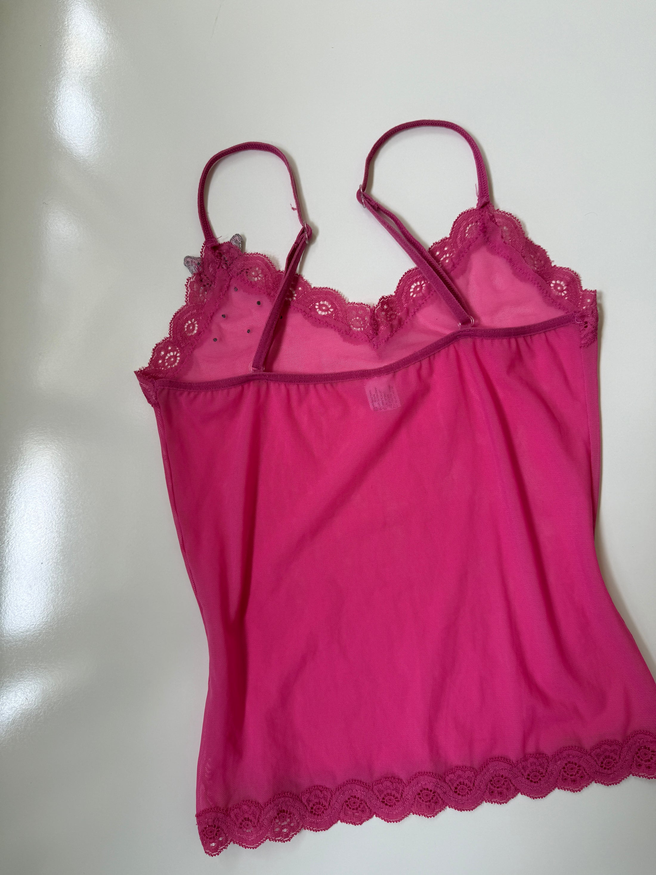 00's Hot pink mesh cami w butterfly motif • Size XS/S