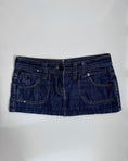 Load image into Gallery viewer, 00's Cargo micro mini • Size 8
