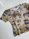 Load image into Gallery viewer, 00's Mesh photo print baby tee • Size M
