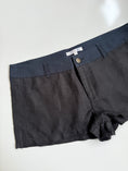 Load image into Gallery viewer, 00's Linen micro shorts • Size 10-12

