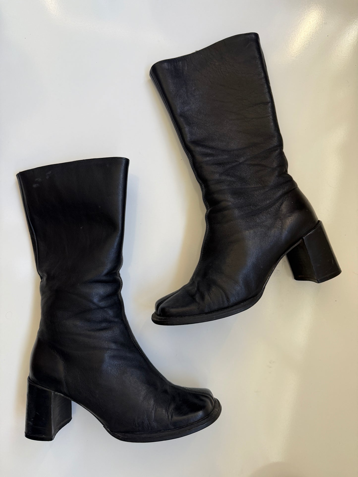 NZ 90's Genuine leather square toe block heel boots • Size 8