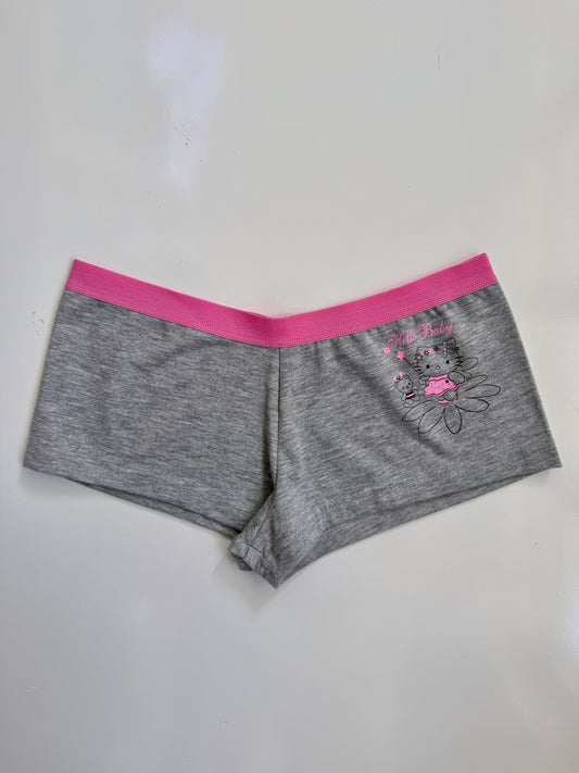 Deadstock 00's Hello Kitty boy shorts • Size XS