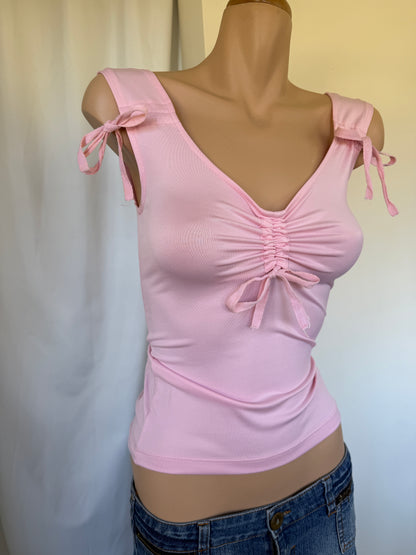 00s Pink baby tee w ruching detail • Size S