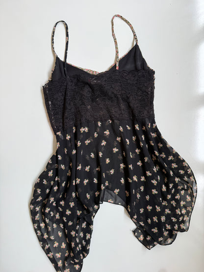 USA 00's sheer fairy cami w lace detail • Size S