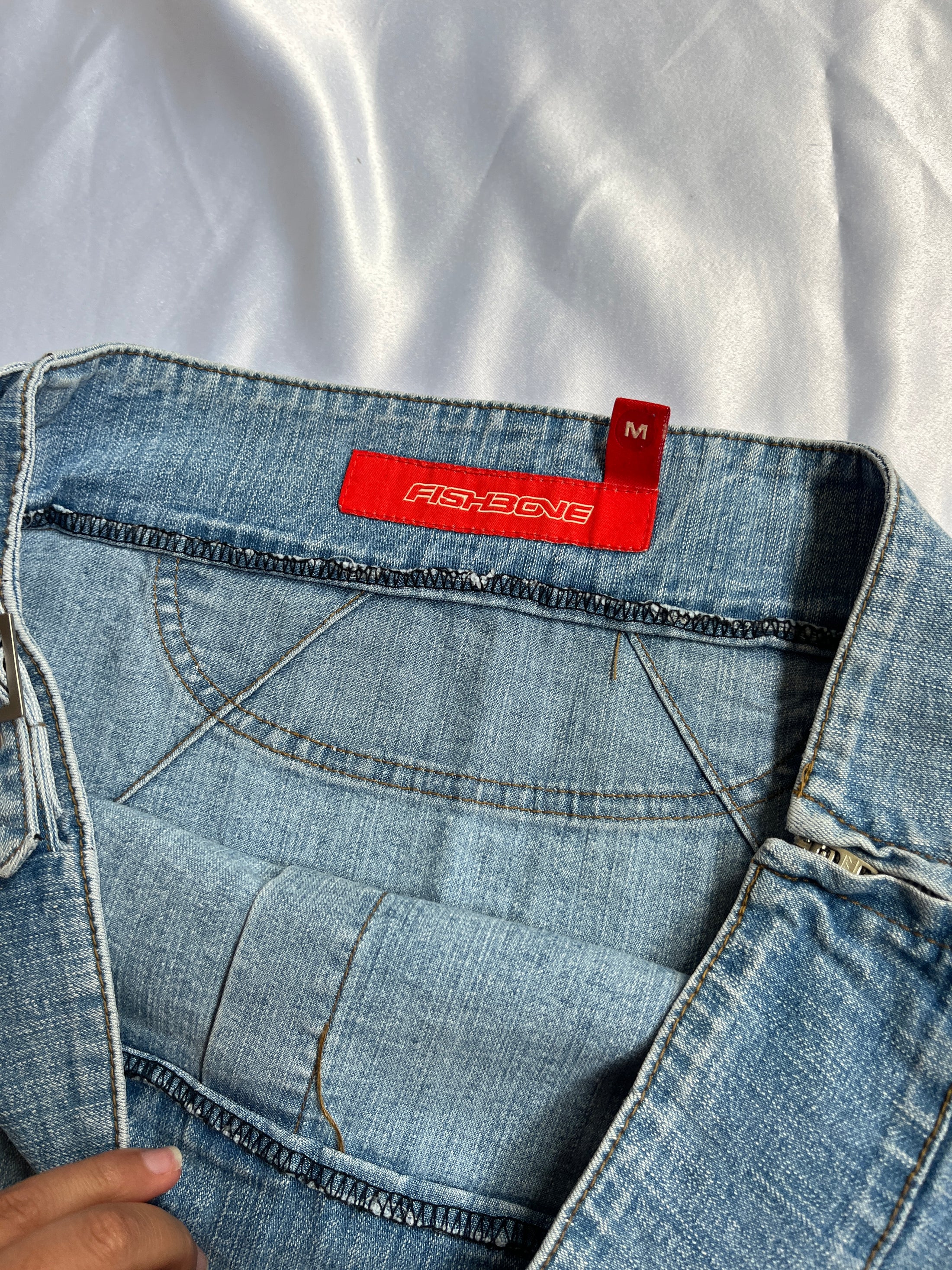 00's Fishbone denim pleat mini w buckles