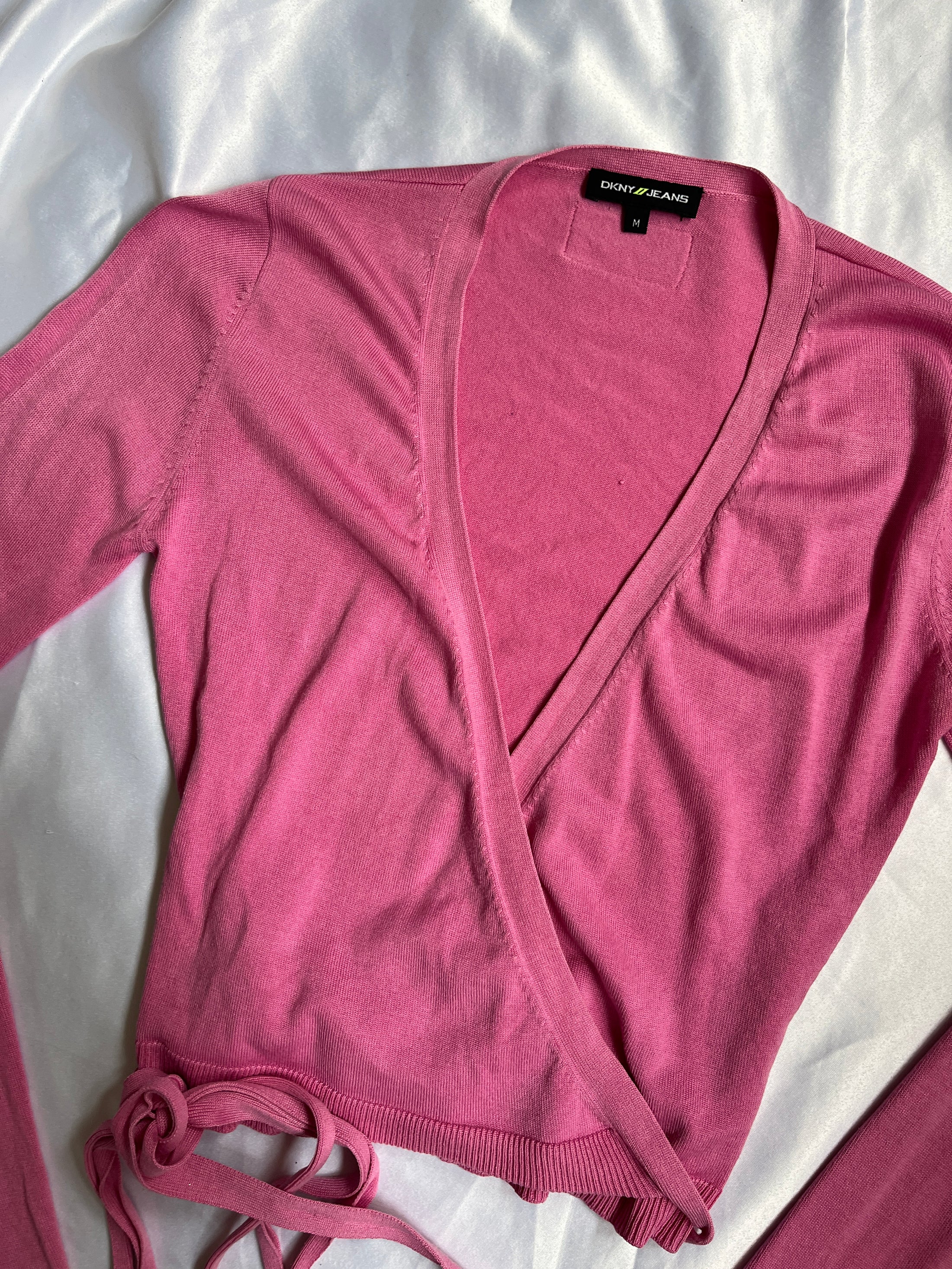 00's DKNY Ballet knit wrap top w bell sleeves