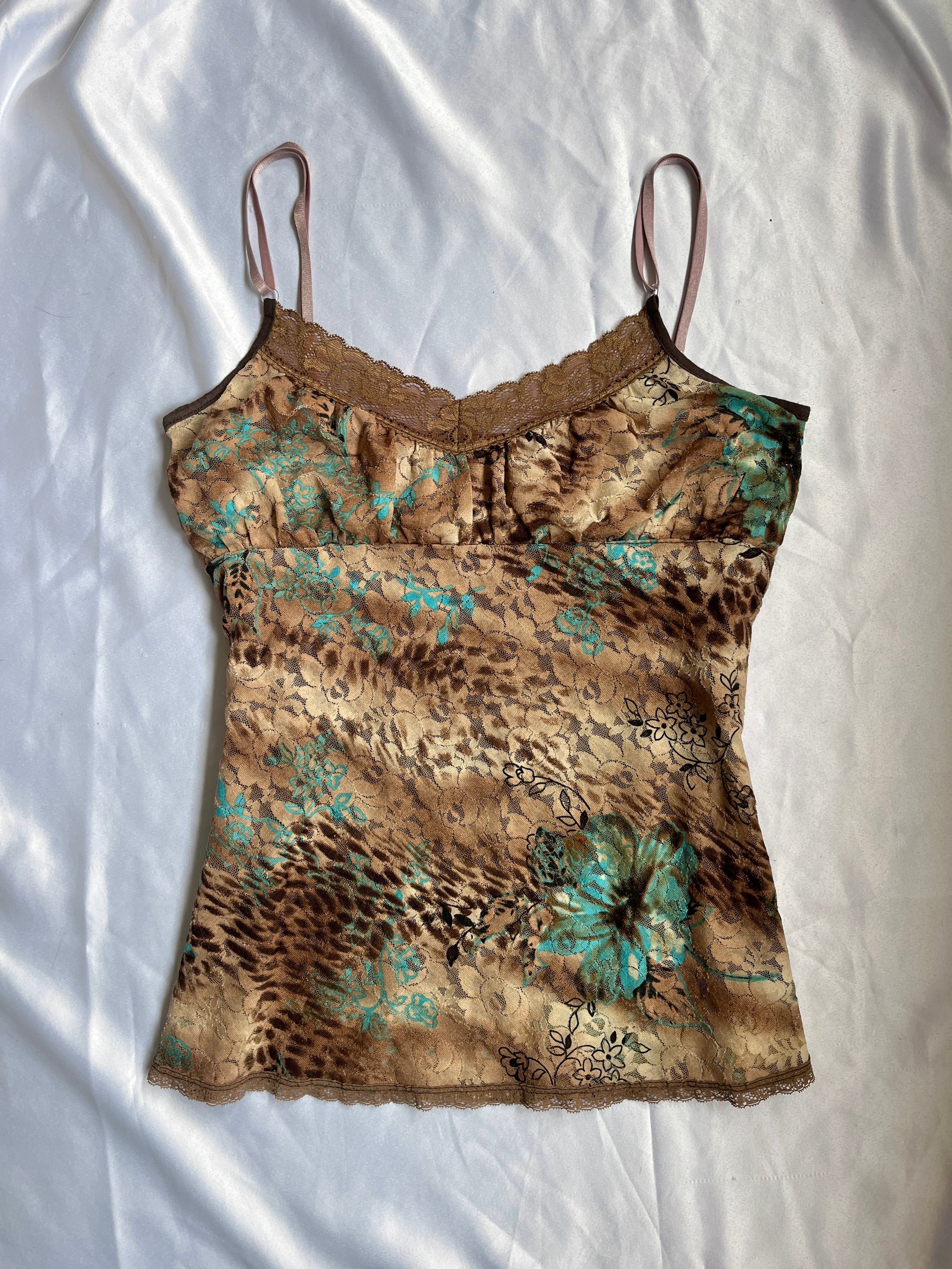00's Leopard lace cami w blue flowers