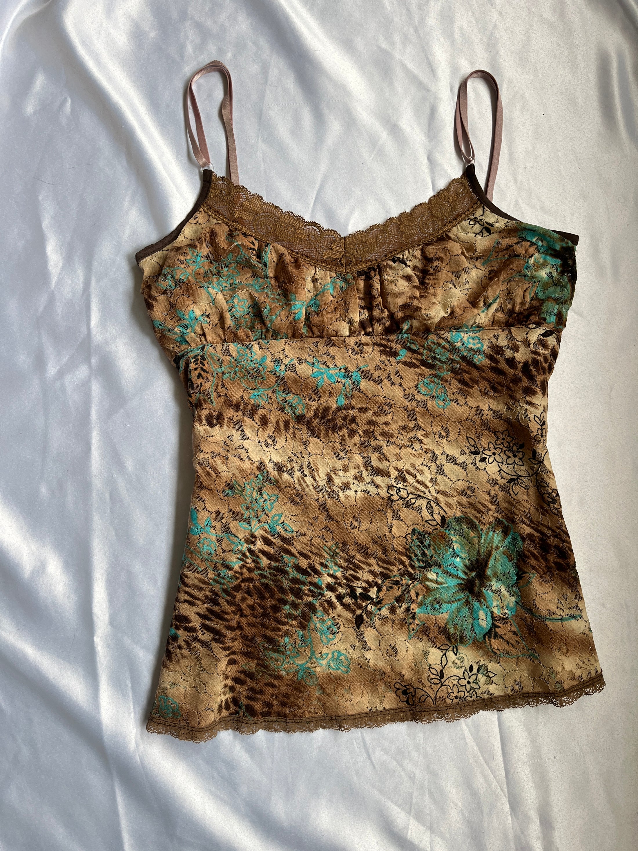 00's Leopard lace cami w blue flowers