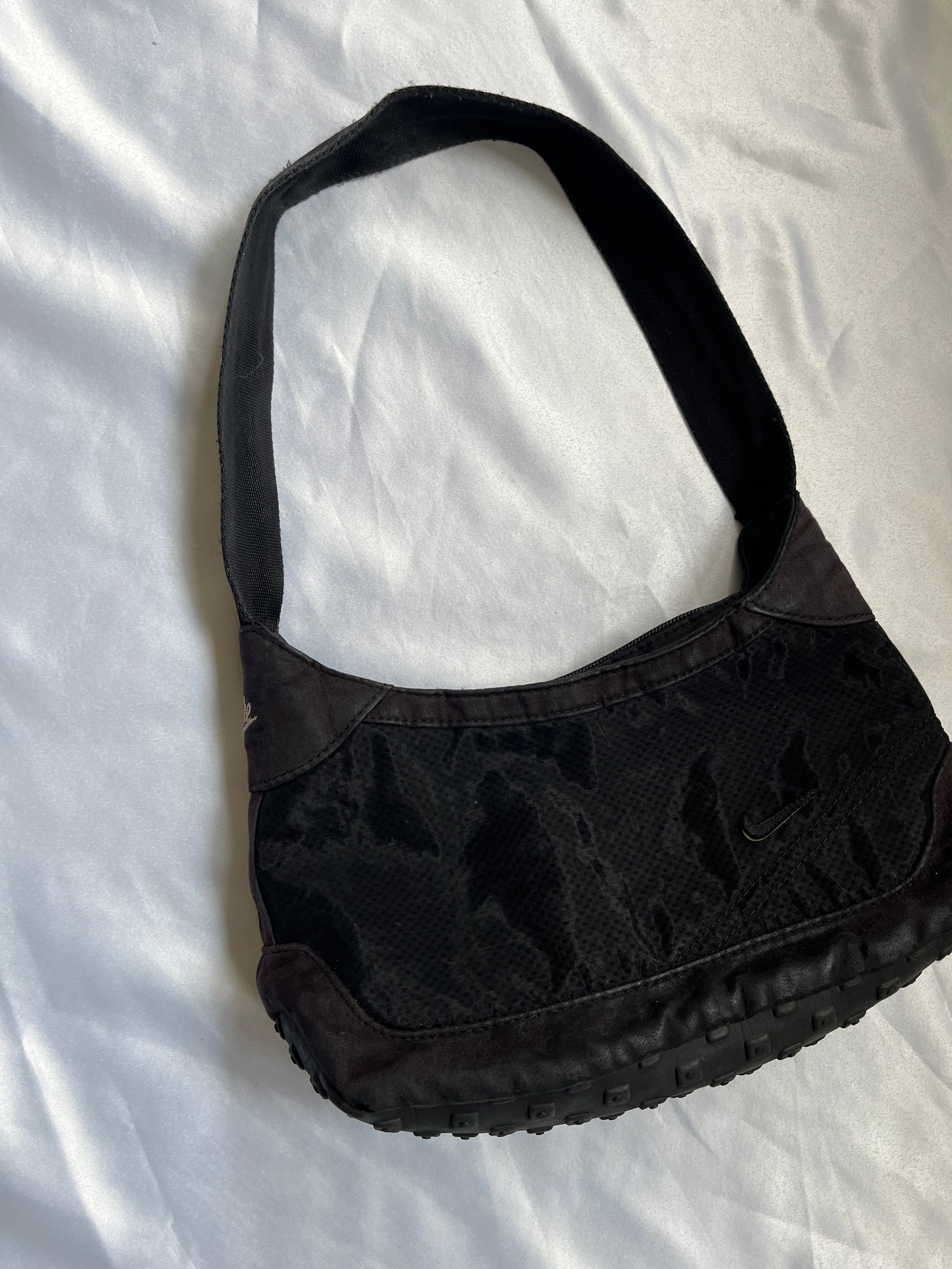 00's Nike sporty baguette bag