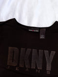 Load image into Gallery viewer, 00's DKNY Glitter print slinky baby tee

