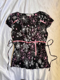 Load image into Gallery viewer, 00's Next flower ribbon tie back top
