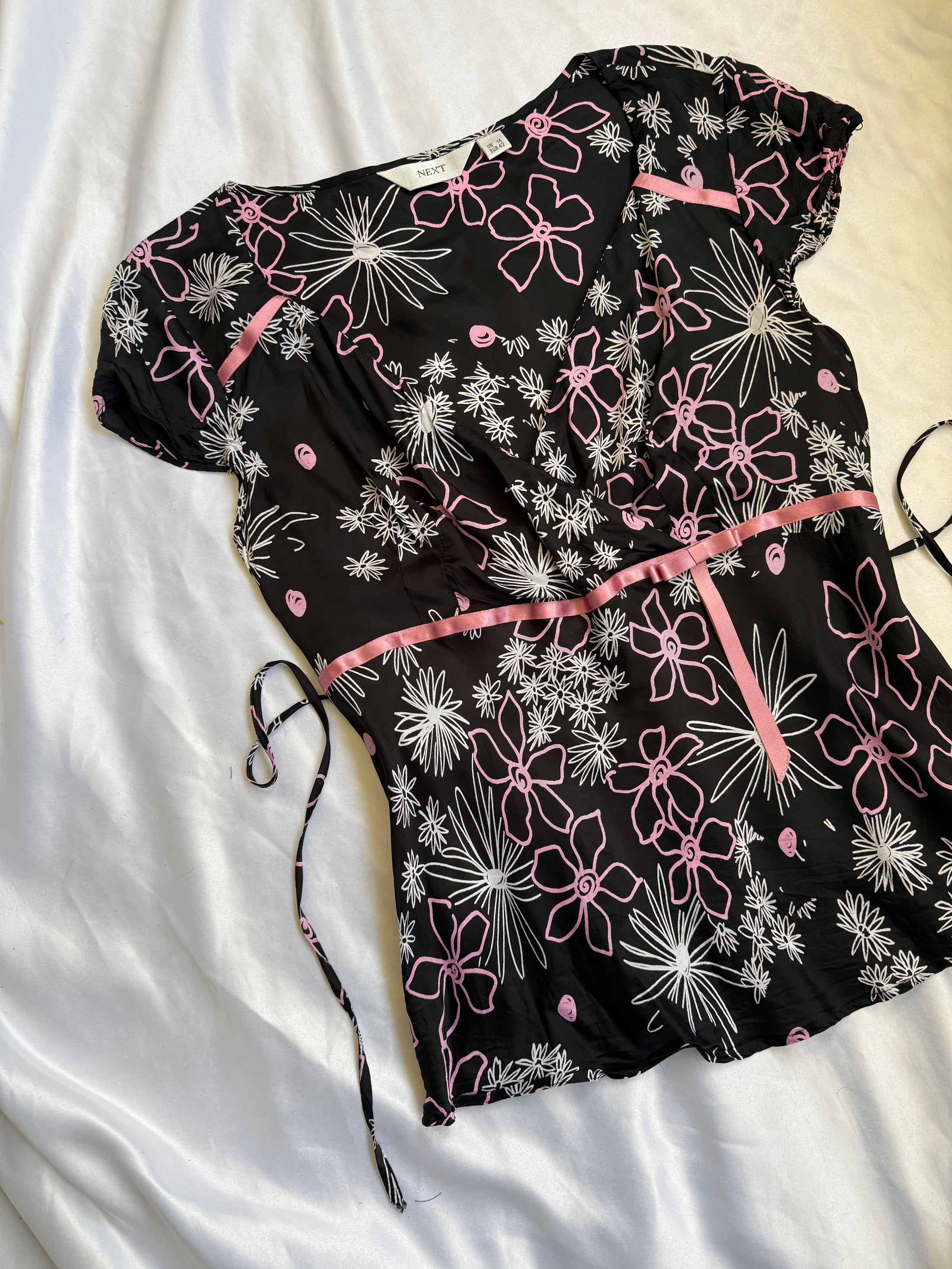 00's Next flower ribbon tie back top