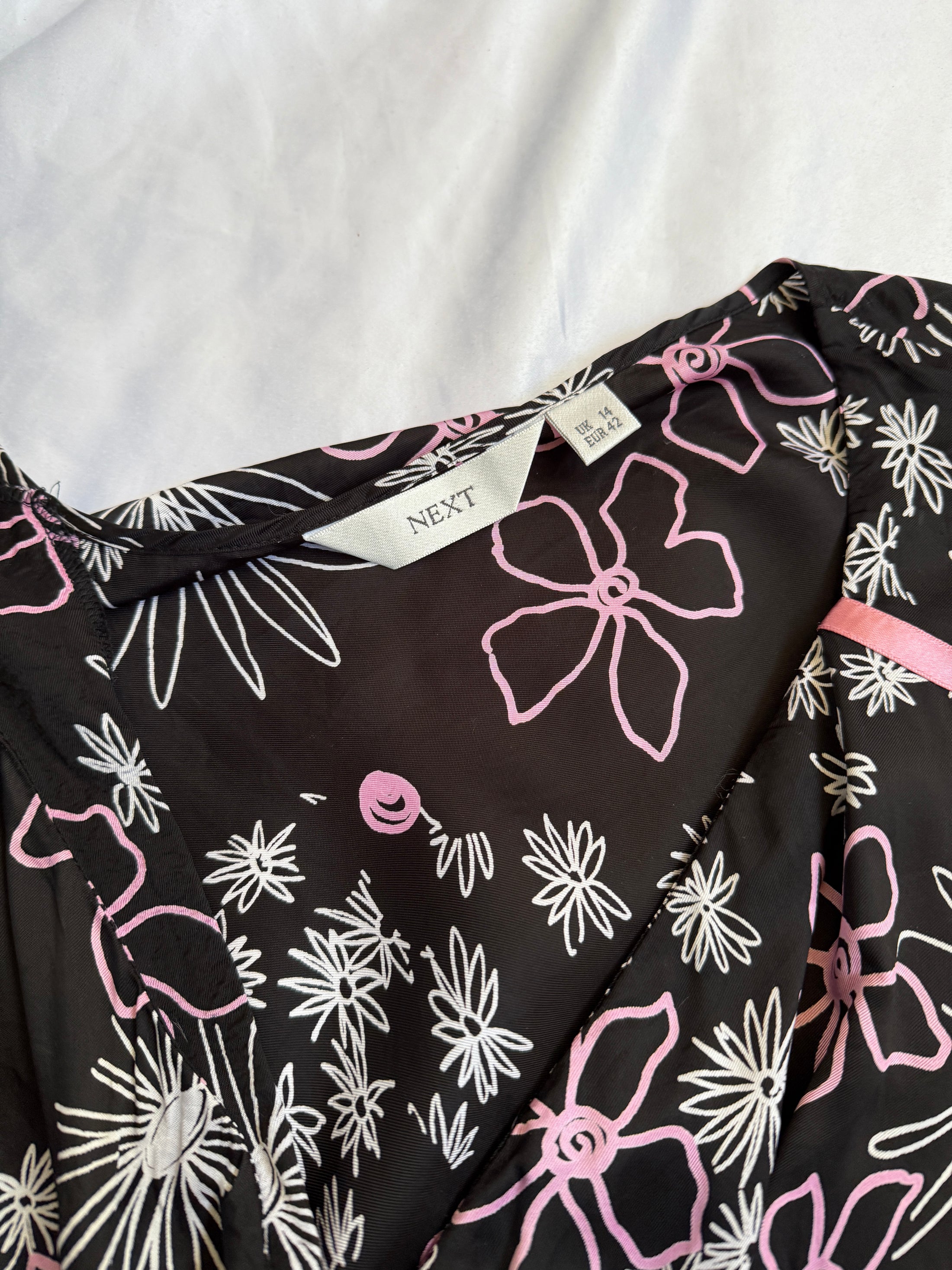 00's Next flower ribbon tie back top