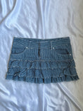 Load image into Gallery viewer, 00's Zara stripe pleat mini
