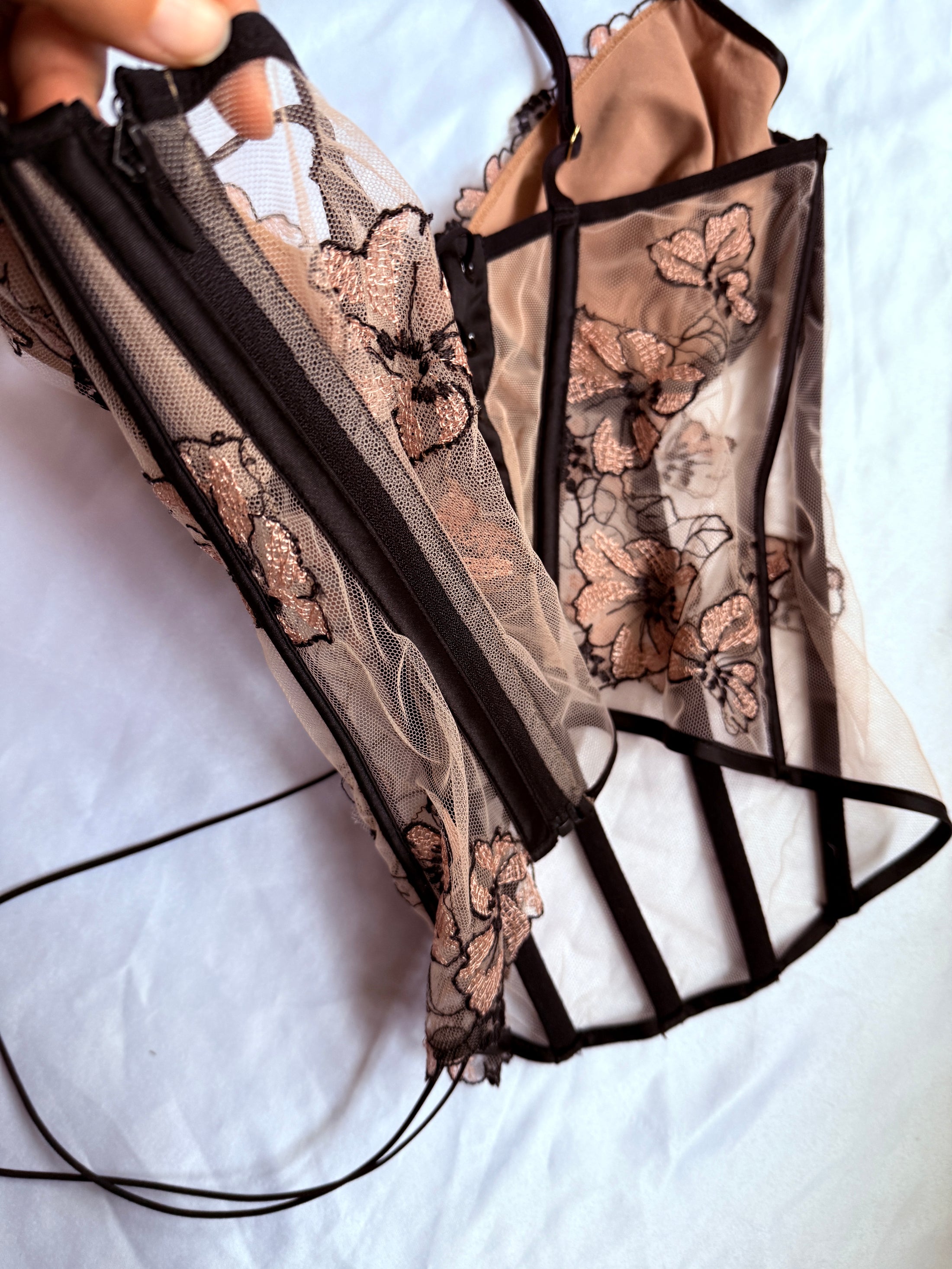 Victoria's Secret mesh lace boned corset • Size 12C