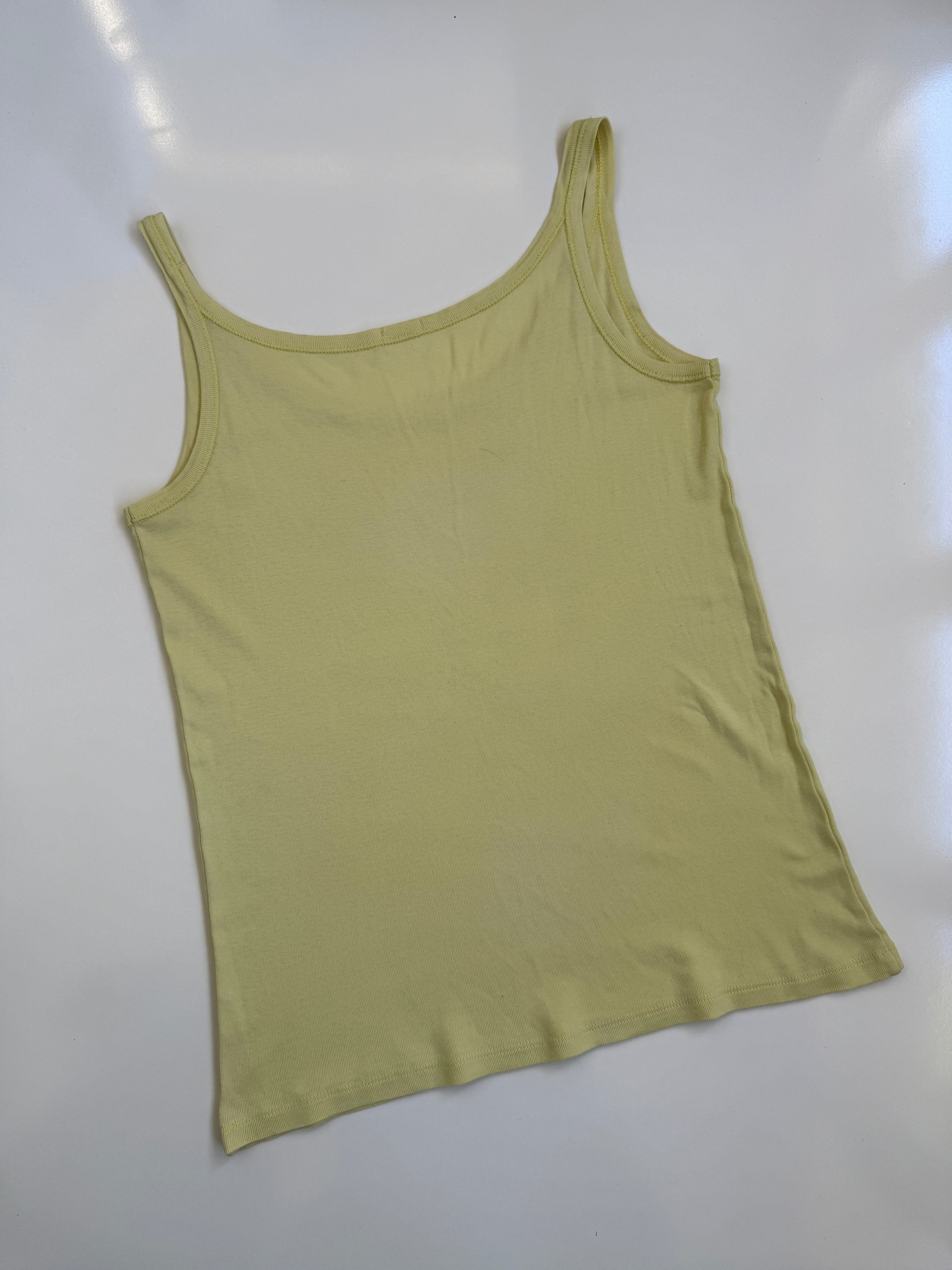 00's Benetton 'coconut kiss' print cami  • Size L