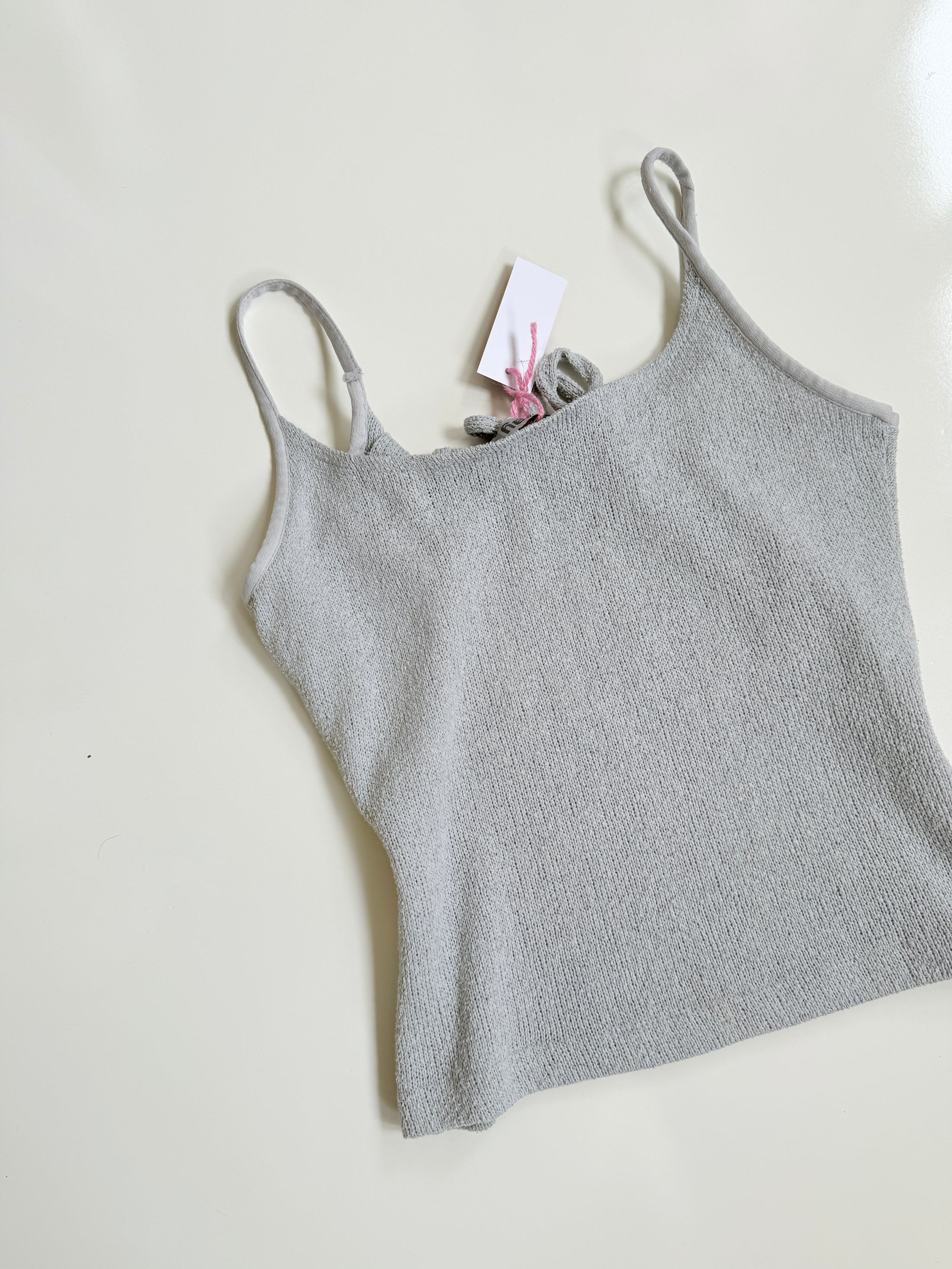 00's SAY knit cami w flower embroidery • Size M