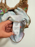 Load image into Gallery viewer, 00's Tropical cami w lace detail • Size S
