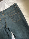 Load image into Gallery viewer, 00's Low-rise flared jeans
