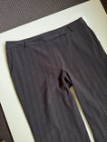 Load image into Gallery viewer, 00's Charcoal low-rise officecore pants w pink pinstripes • Size 16
