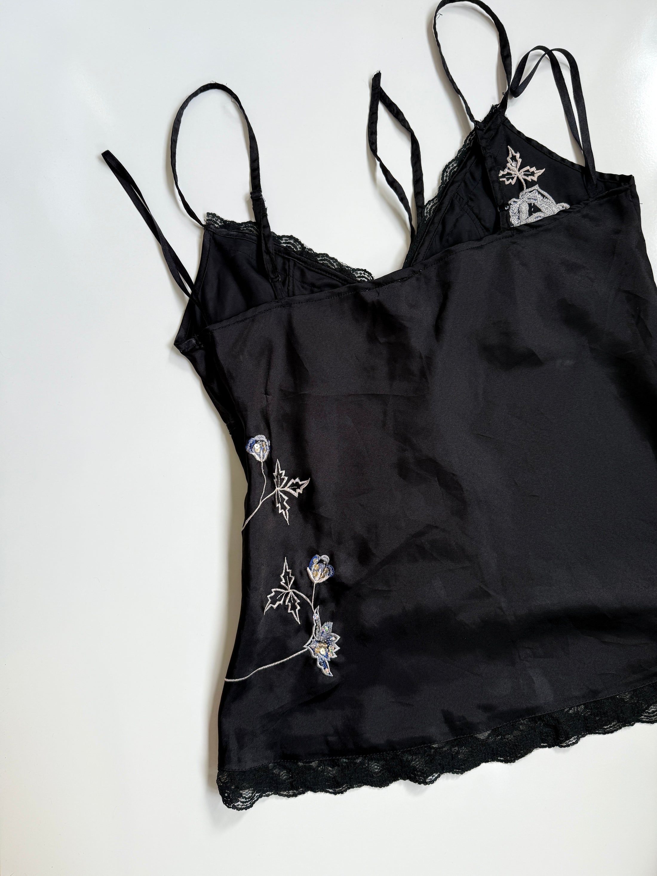 00's Satin embroidered sequin cami w lace trim • Size 12