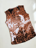 Load image into Gallery viewer, 00's Rustic Graphic print tank • Size L
