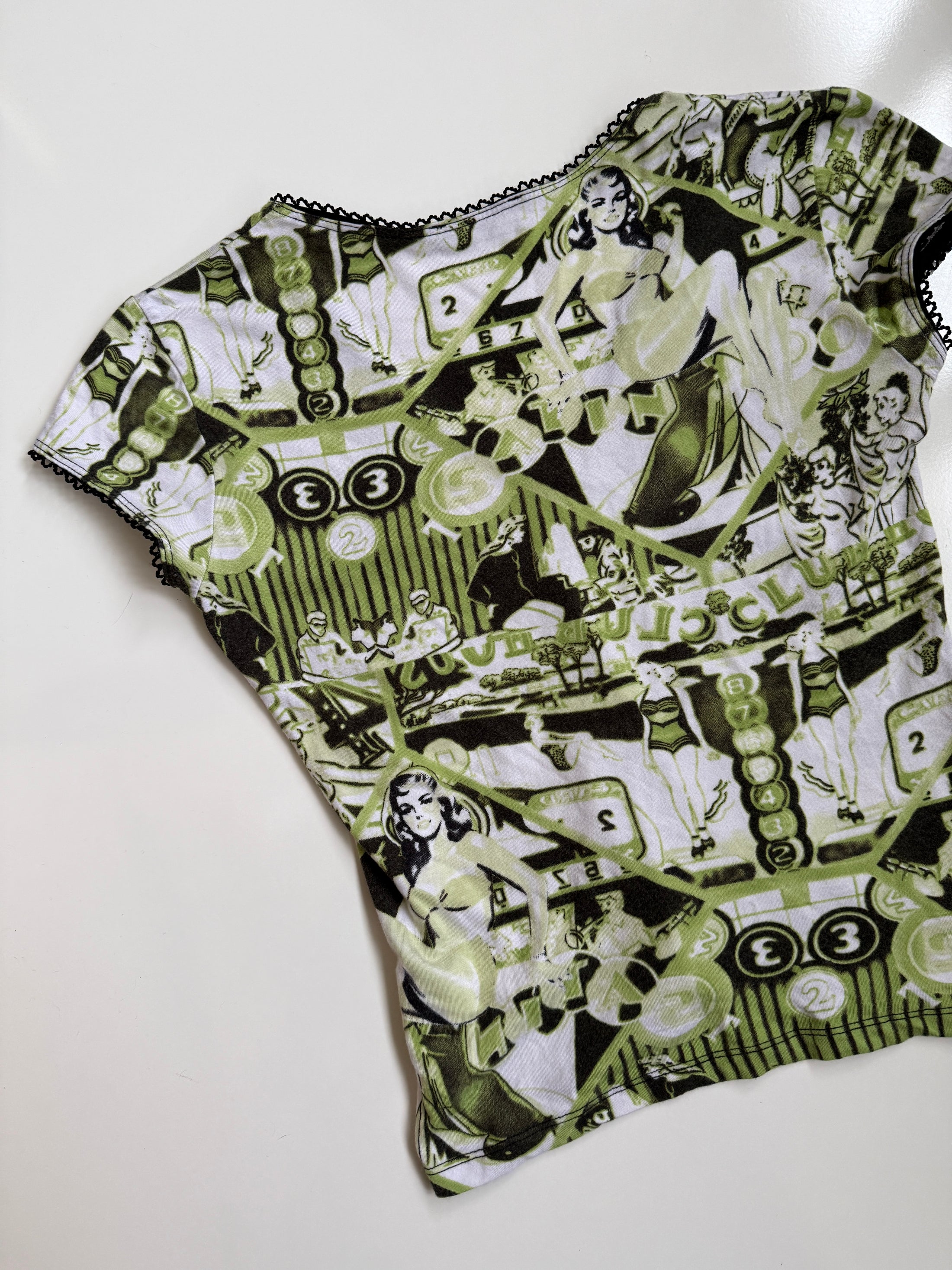 00's Party 21 retro graphic print top • Size S