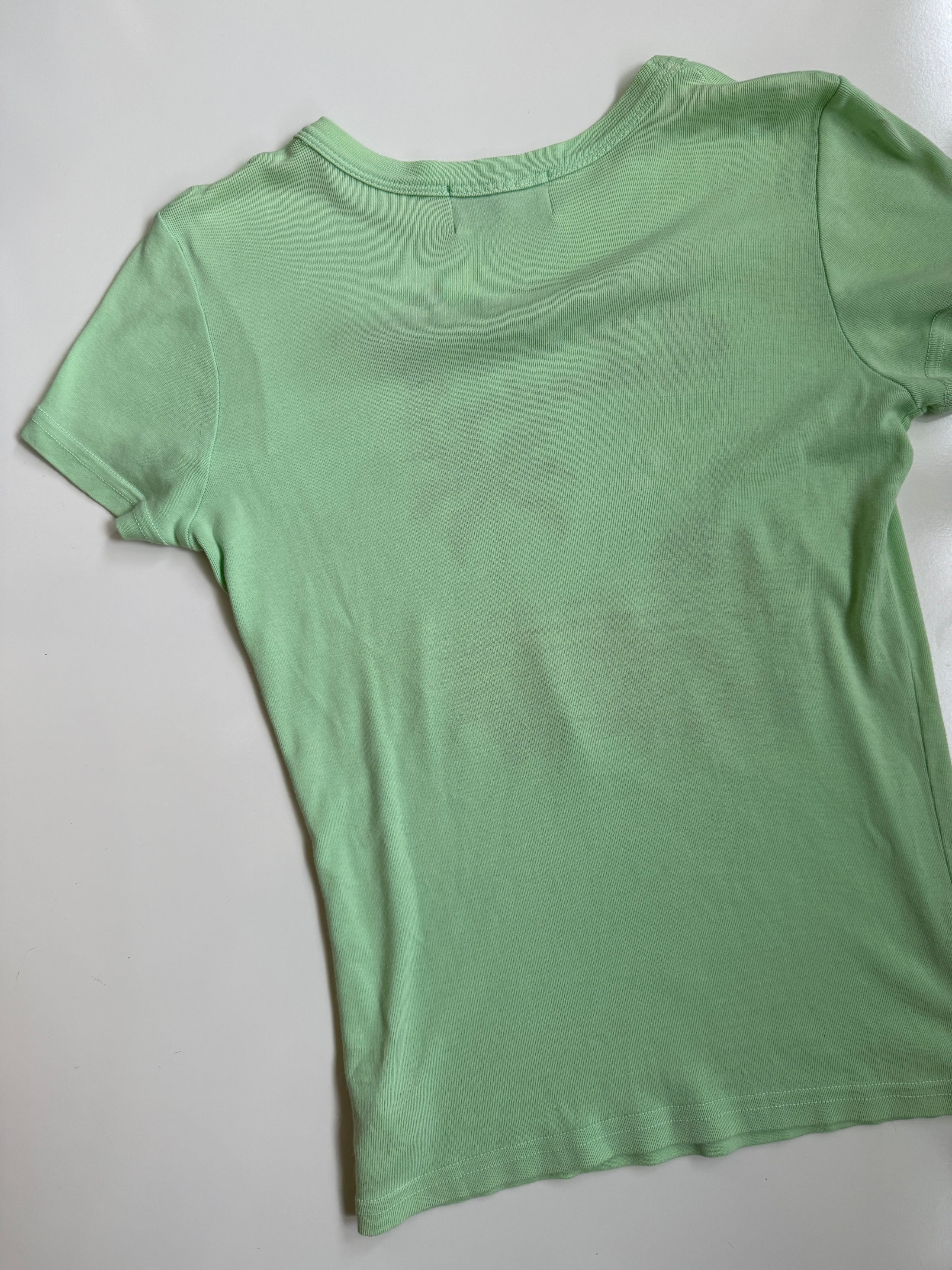 00's Juicy Couture pale green baby tee w glitter print • Size M