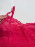 Load image into Gallery viewer, 00's Intimissimi hot pink lace cami • Size L
