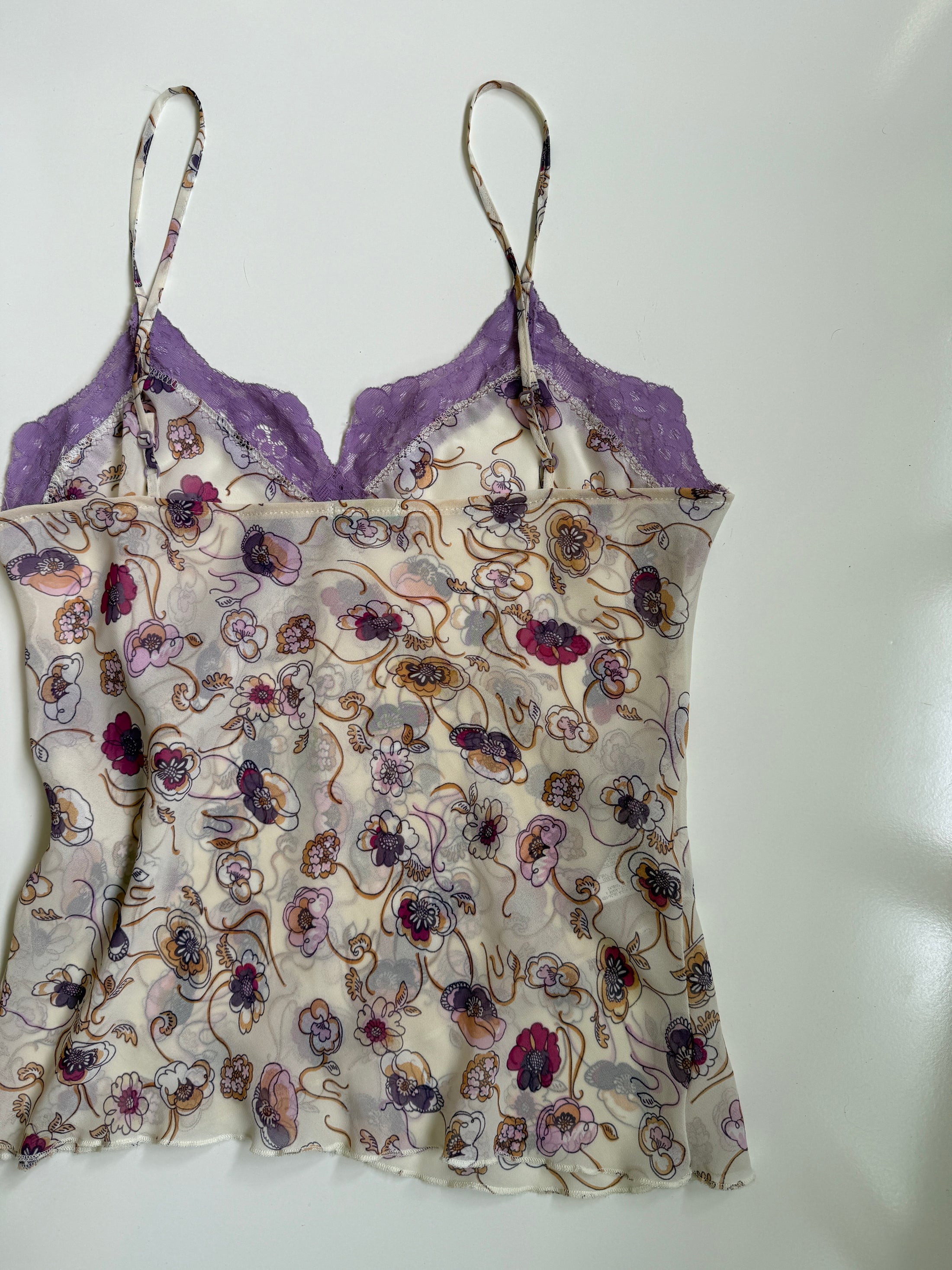 00's Italian Bennetton sheer cami w lace trim • Size XS