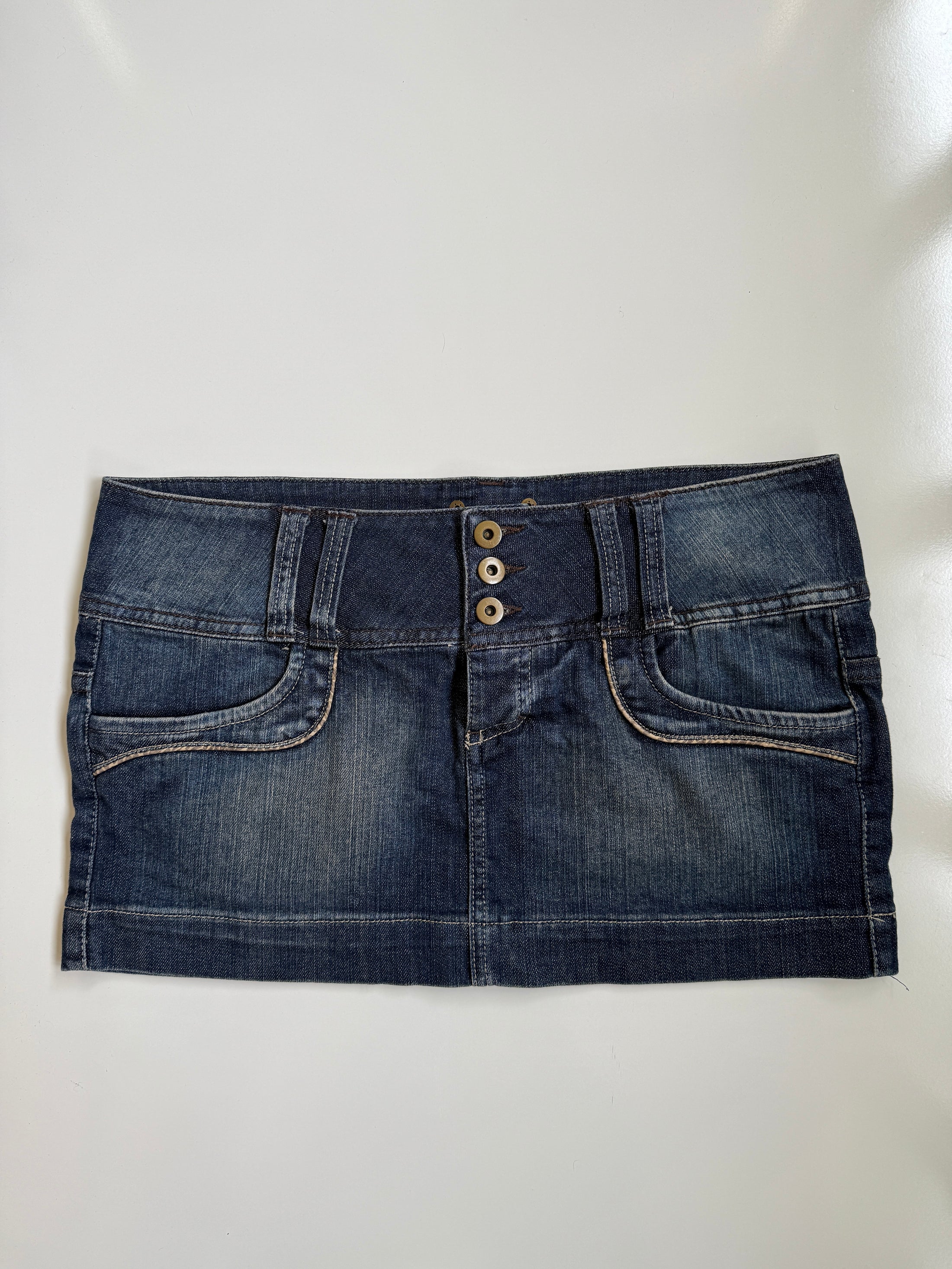 00's triple button denim micro mini • Size 12
