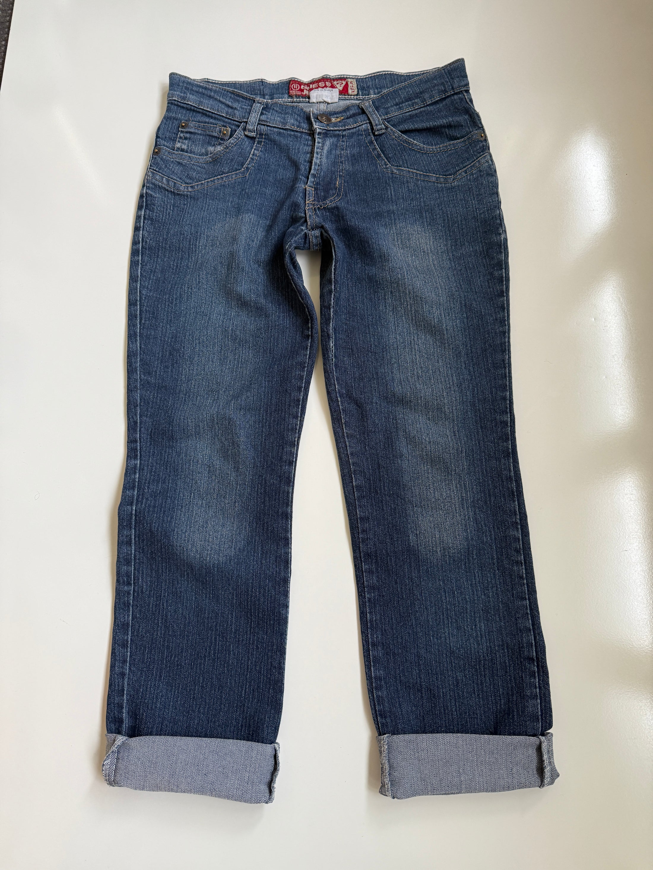00's Guess denim capris • Size 6